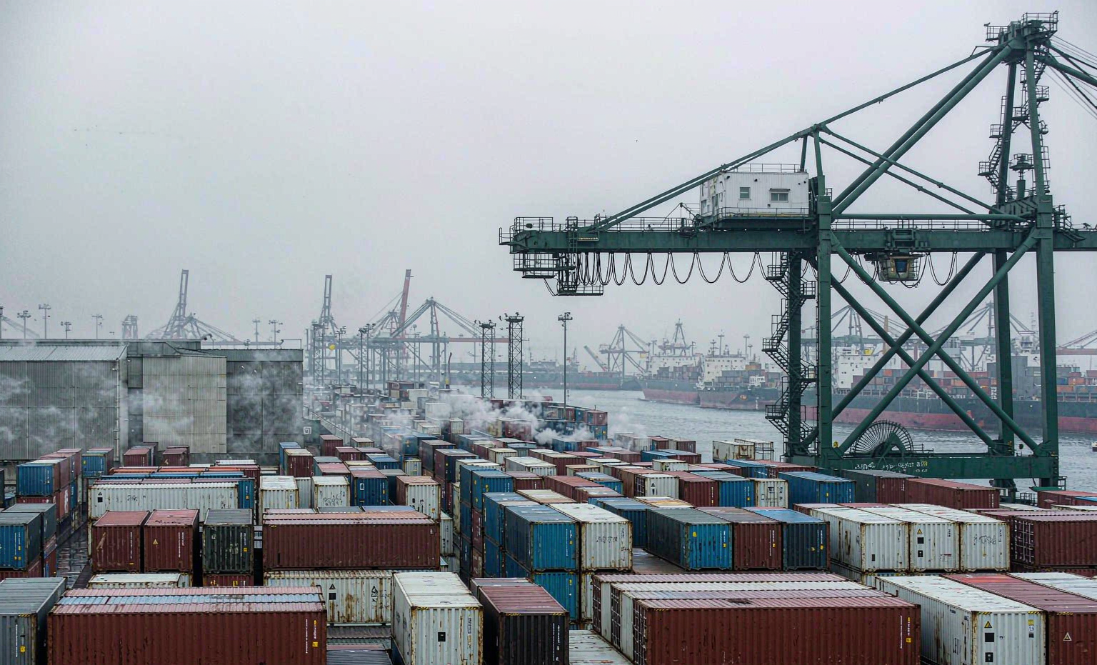 EU and UK Trade Barriers on Chinese Construction Equipment in 2026: What Parts Buyers Should Know