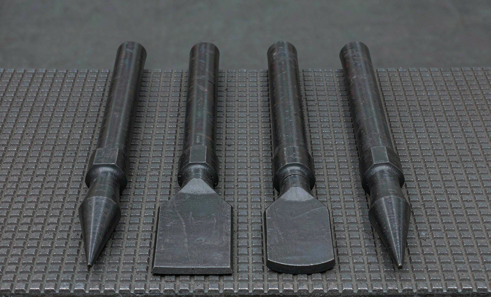 Moil Point vs Chisel vs Blunt: How to Pick a Hydraulic Breaker Tool